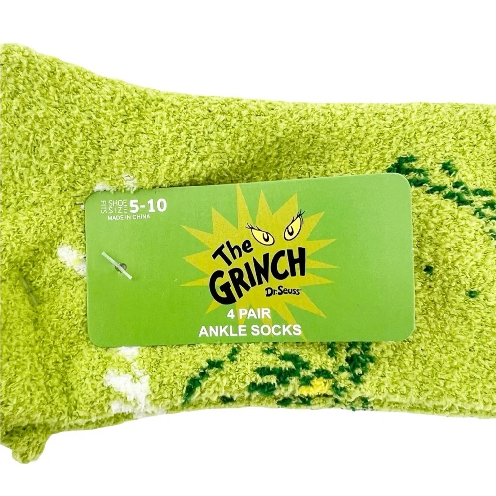 Dr. Seuss The Grinch Ankle Soft Socks 4 Pair  NIP